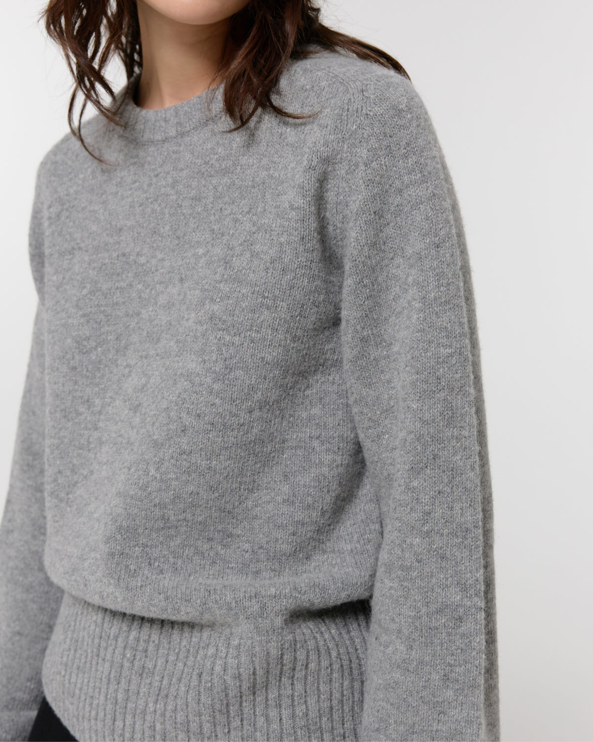GBH / 26FW WOOL CREW NECK KNIT - Grey