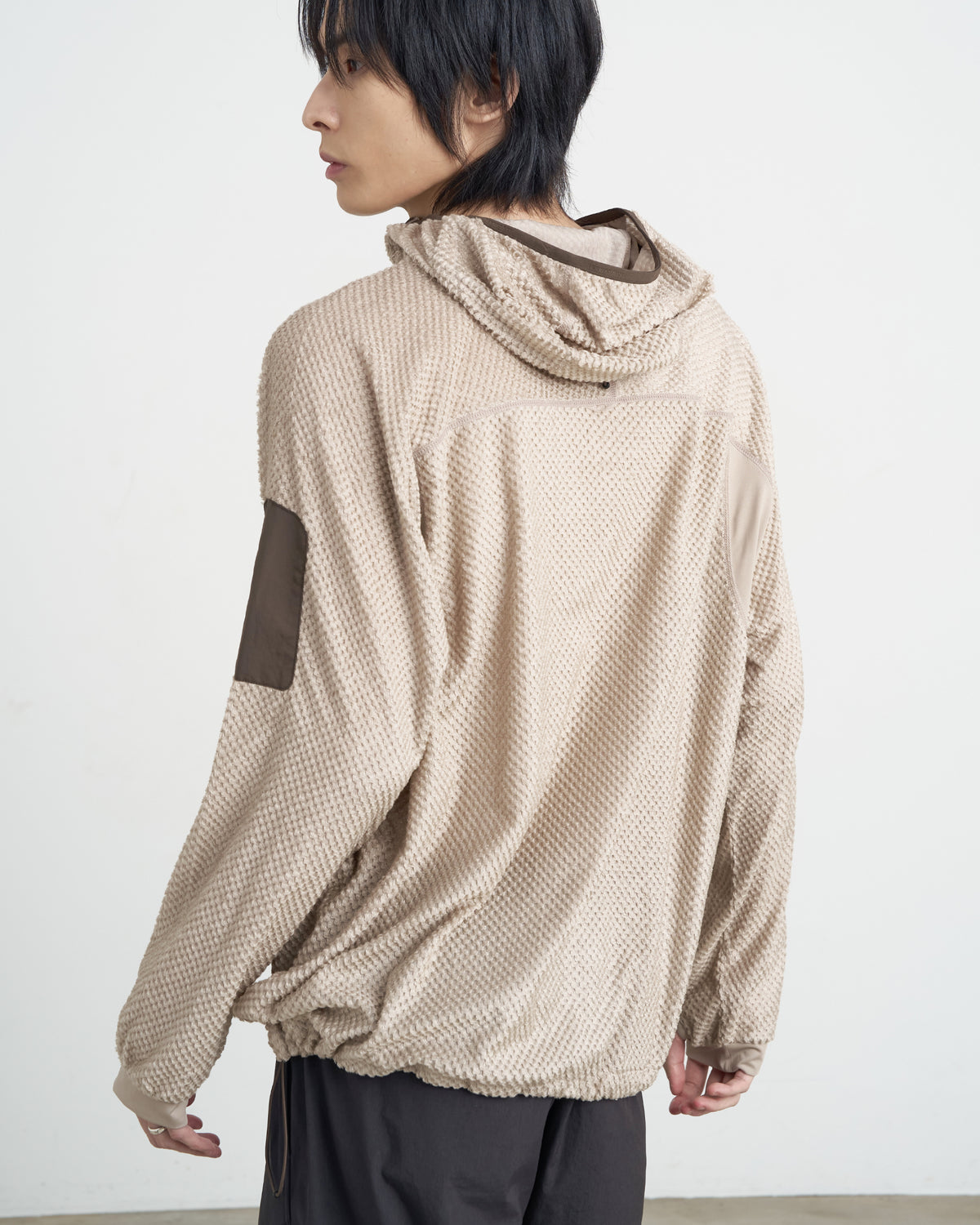 GOYOWEAR / Octa Light-Weight-Half Zip Hoodie - Beige