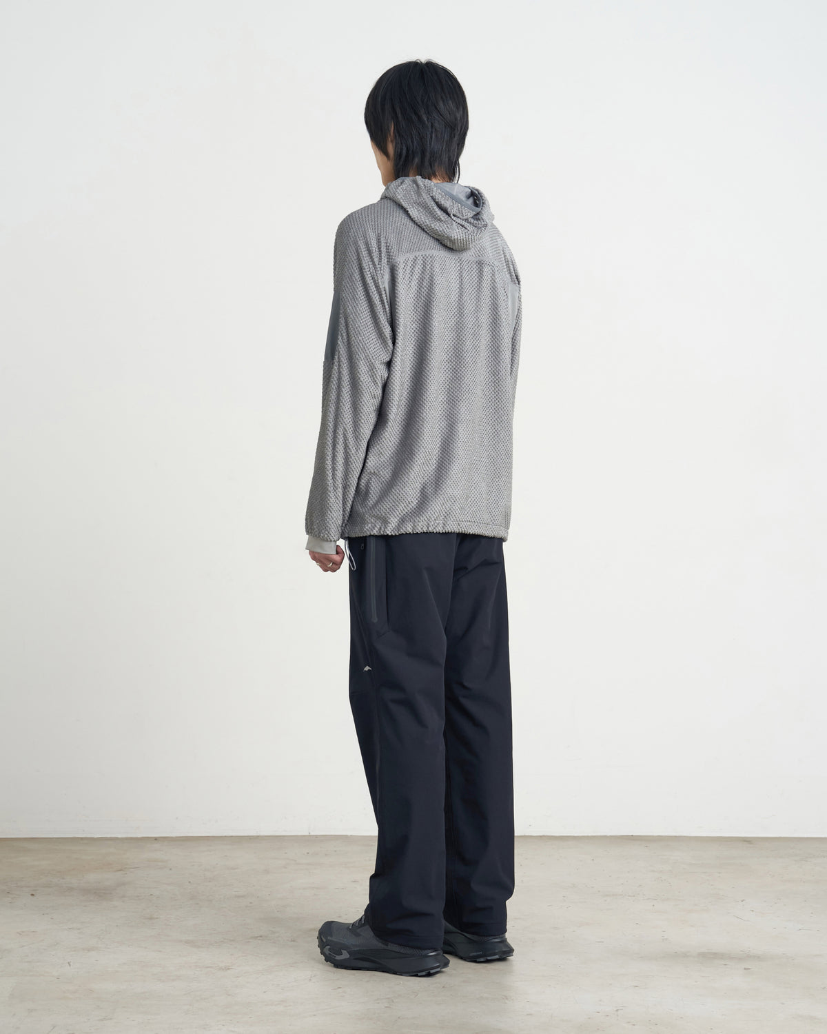 GOYOWEAR / Octa Light-Weight-Half Zip Hoodie - Silver Grey