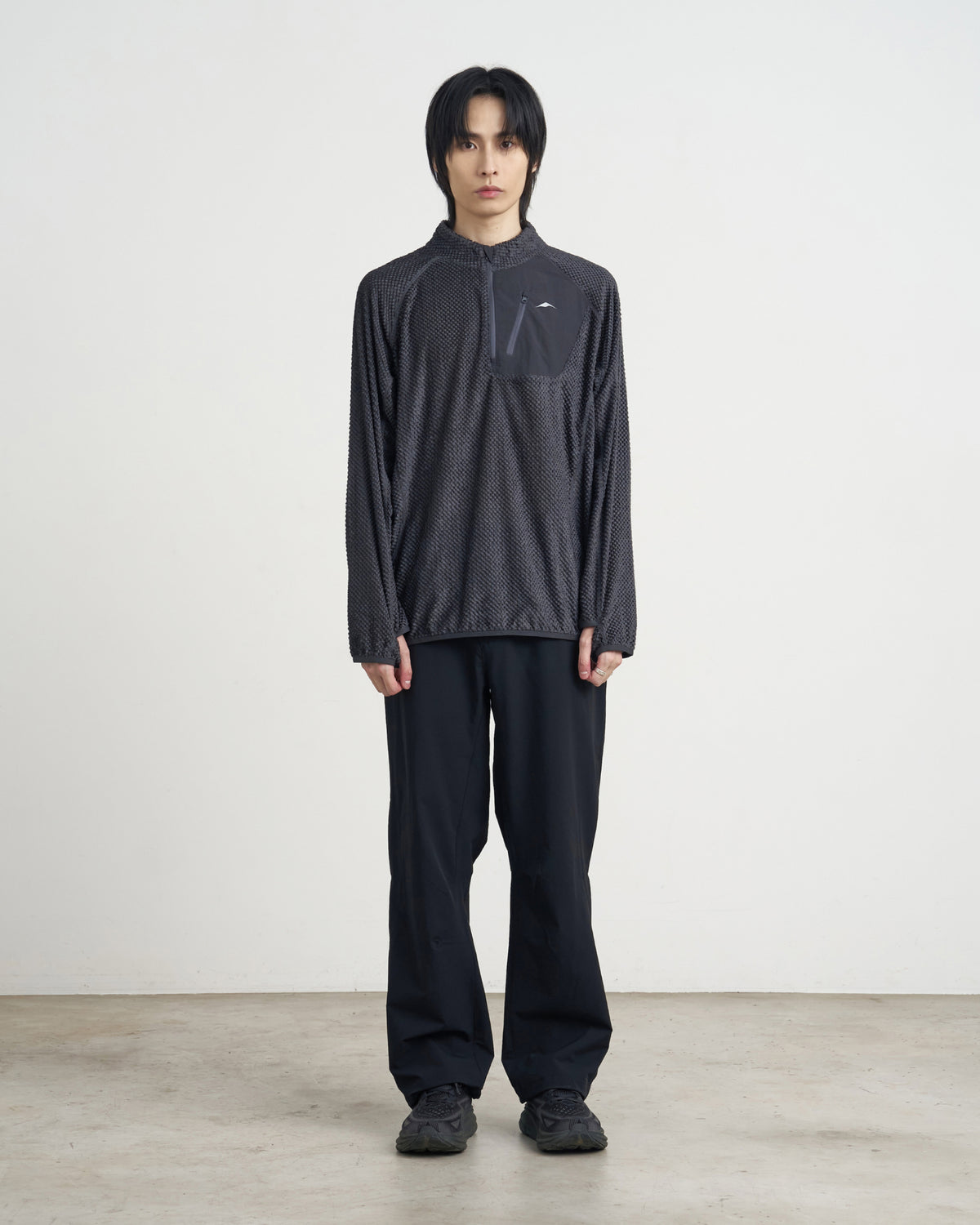 GOYOWEAR / Octa Light-Weight-Half Zip - Anthracite Grey