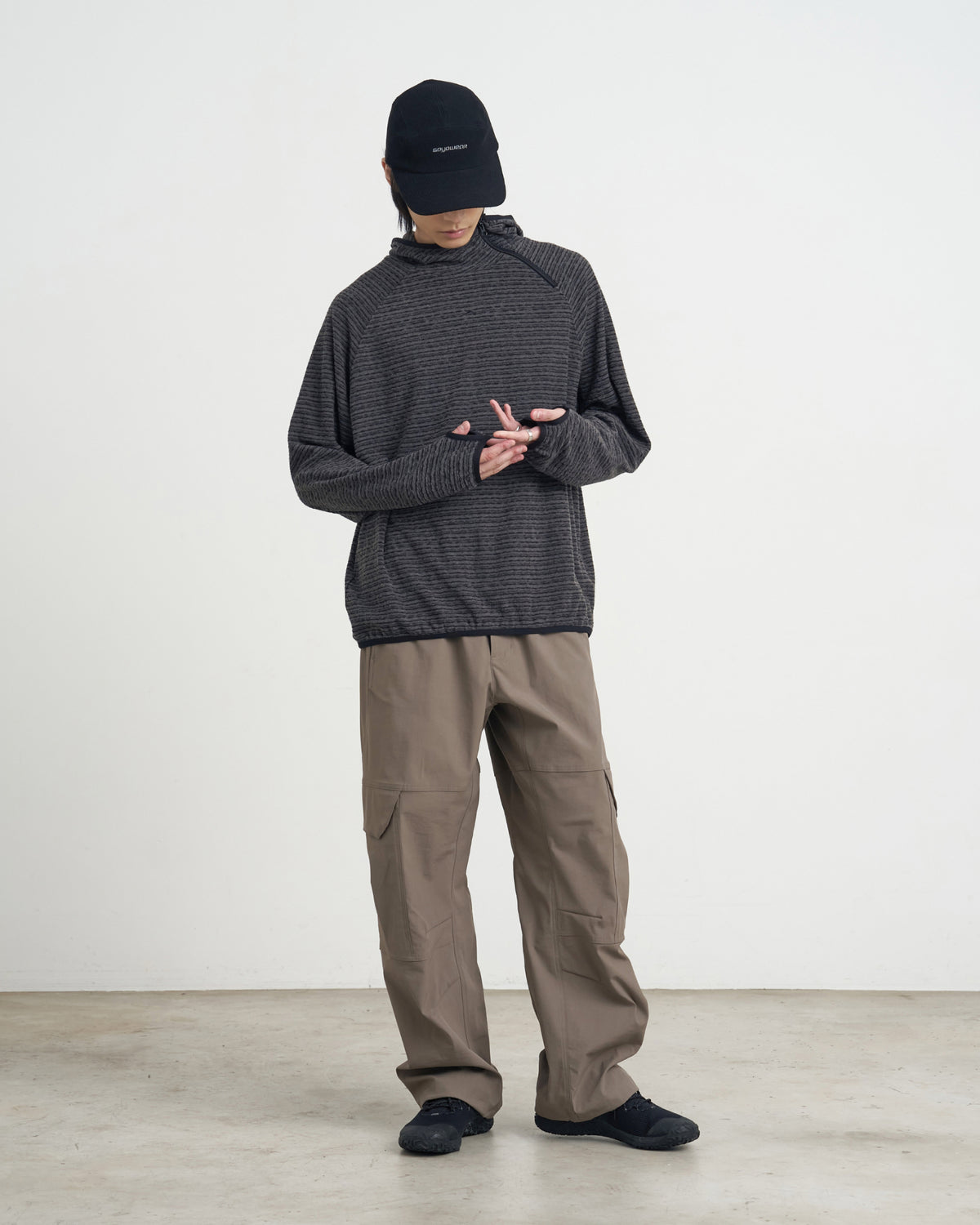 GOYOWEAR / Utility Wide Cargo Pants - Beige