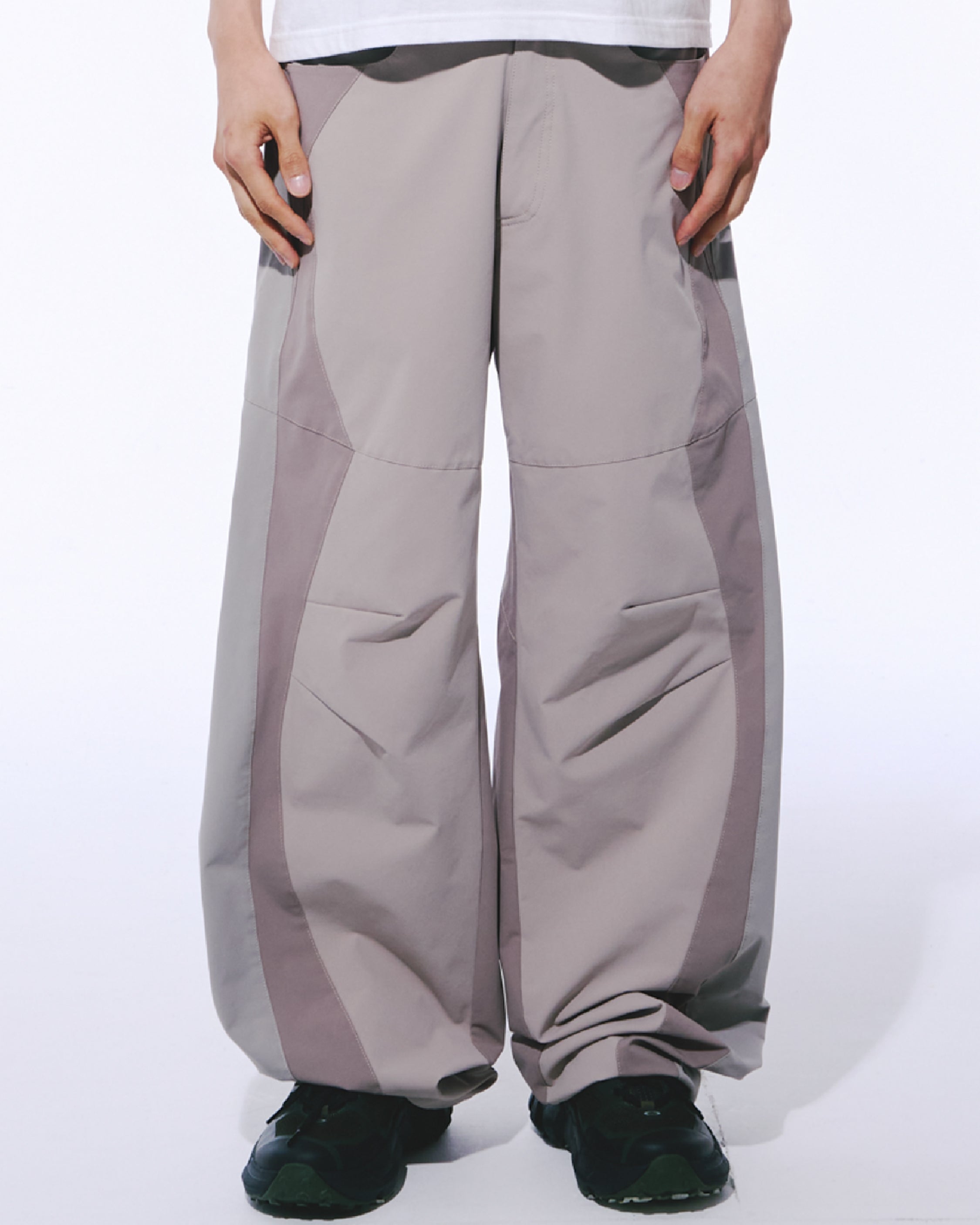 MSC / Bark Curved Pants - Sage