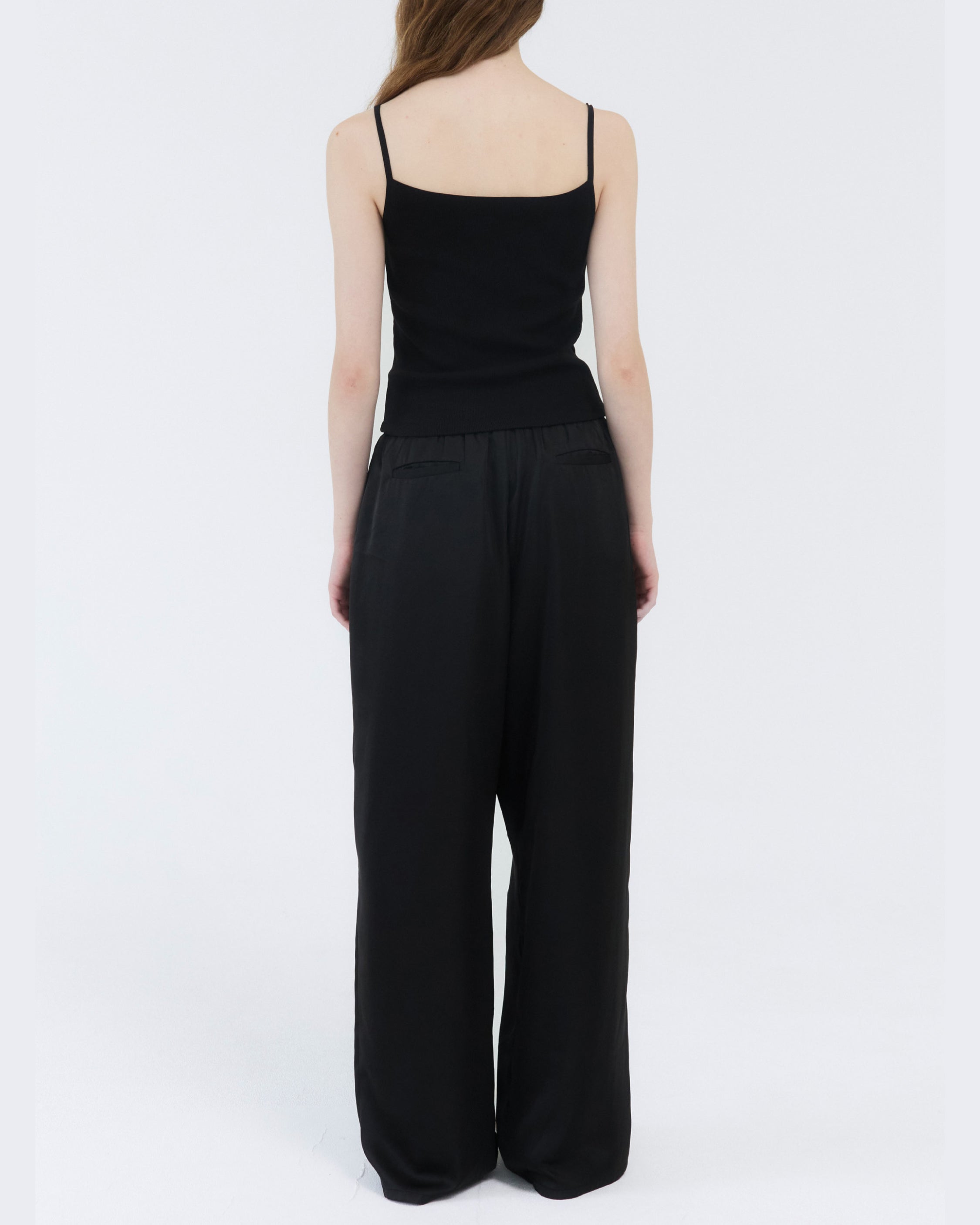 GBH / Wood Beads Sleeveless - Black