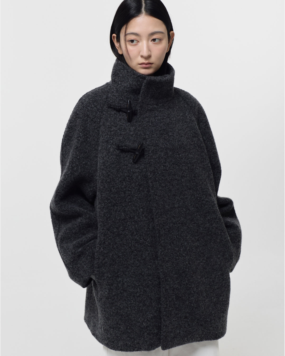 GBH / 26FW HIGH-NECK TOGGLE COAT / DARK GREY