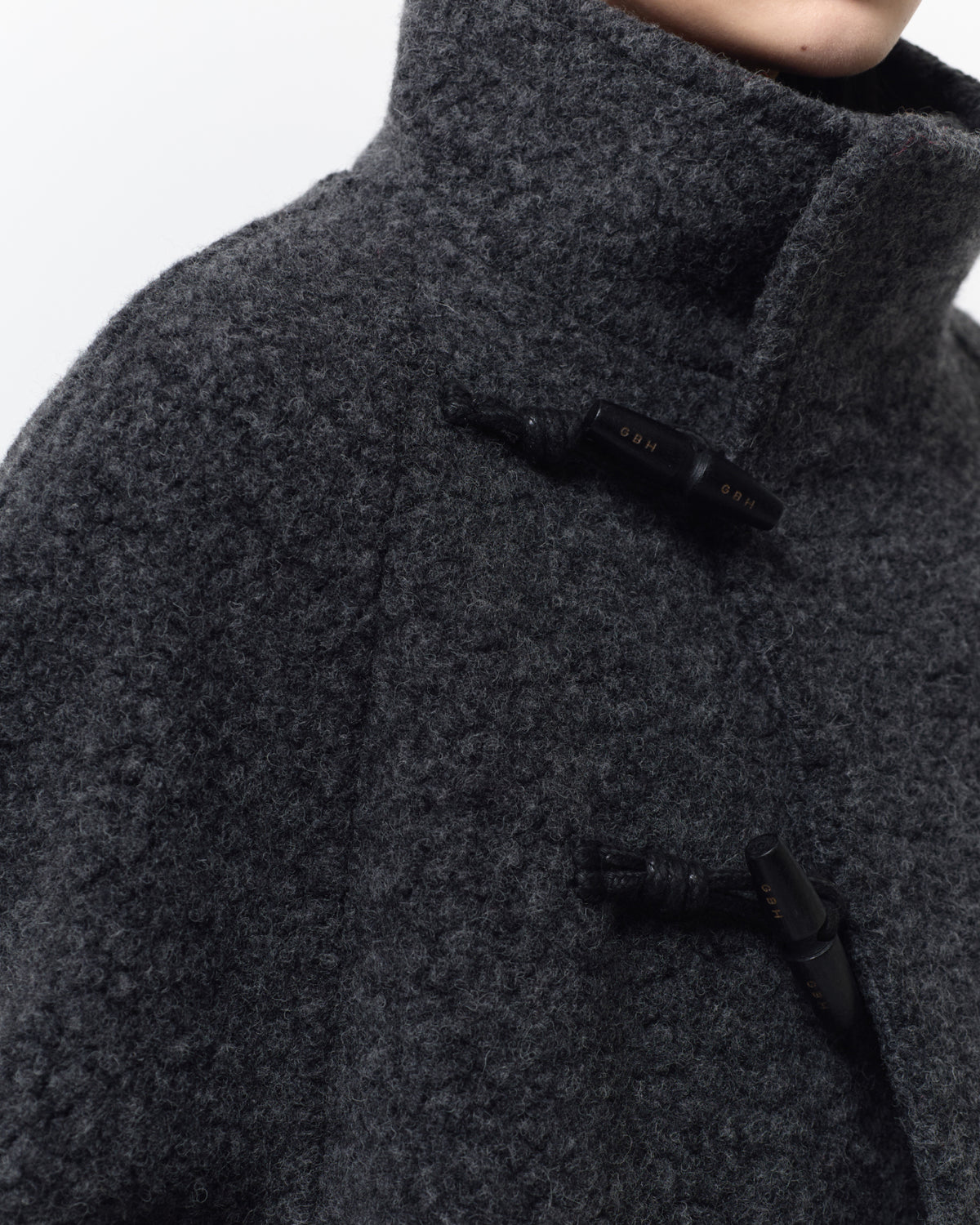 GBH / 26FW HIGH-NECK TOGGLE COAT / DARK GREY