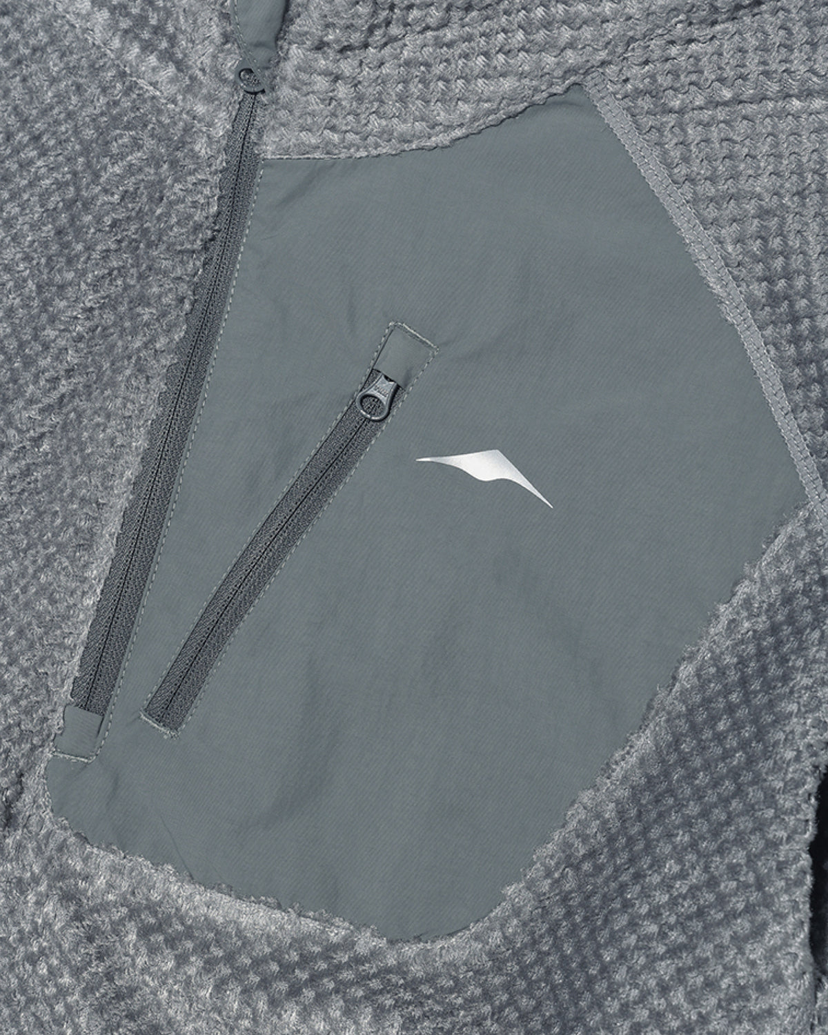 GOYOWEAR / Octa Light-Weight-Half Zip - Silver Grey