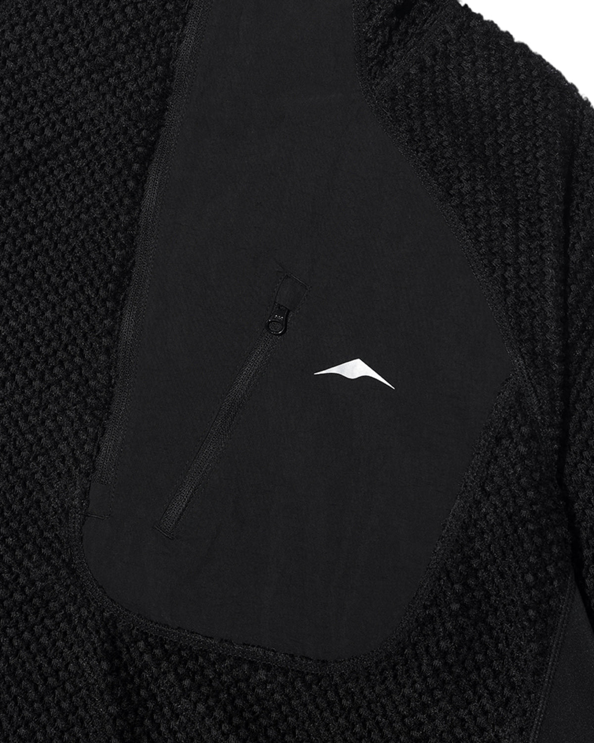 GOYOWEAR / Octa Light-Weight-Half Zip Hoodie - Black