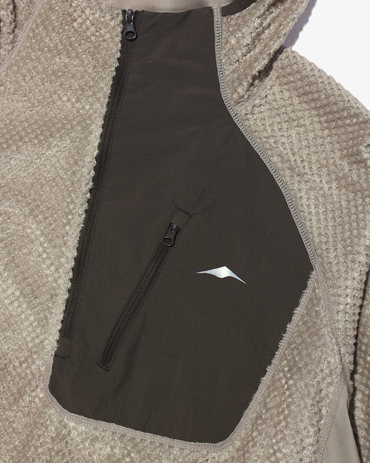 GOYOWEAR / Octa Light-Weight-Half Zip Hoodie - Beige