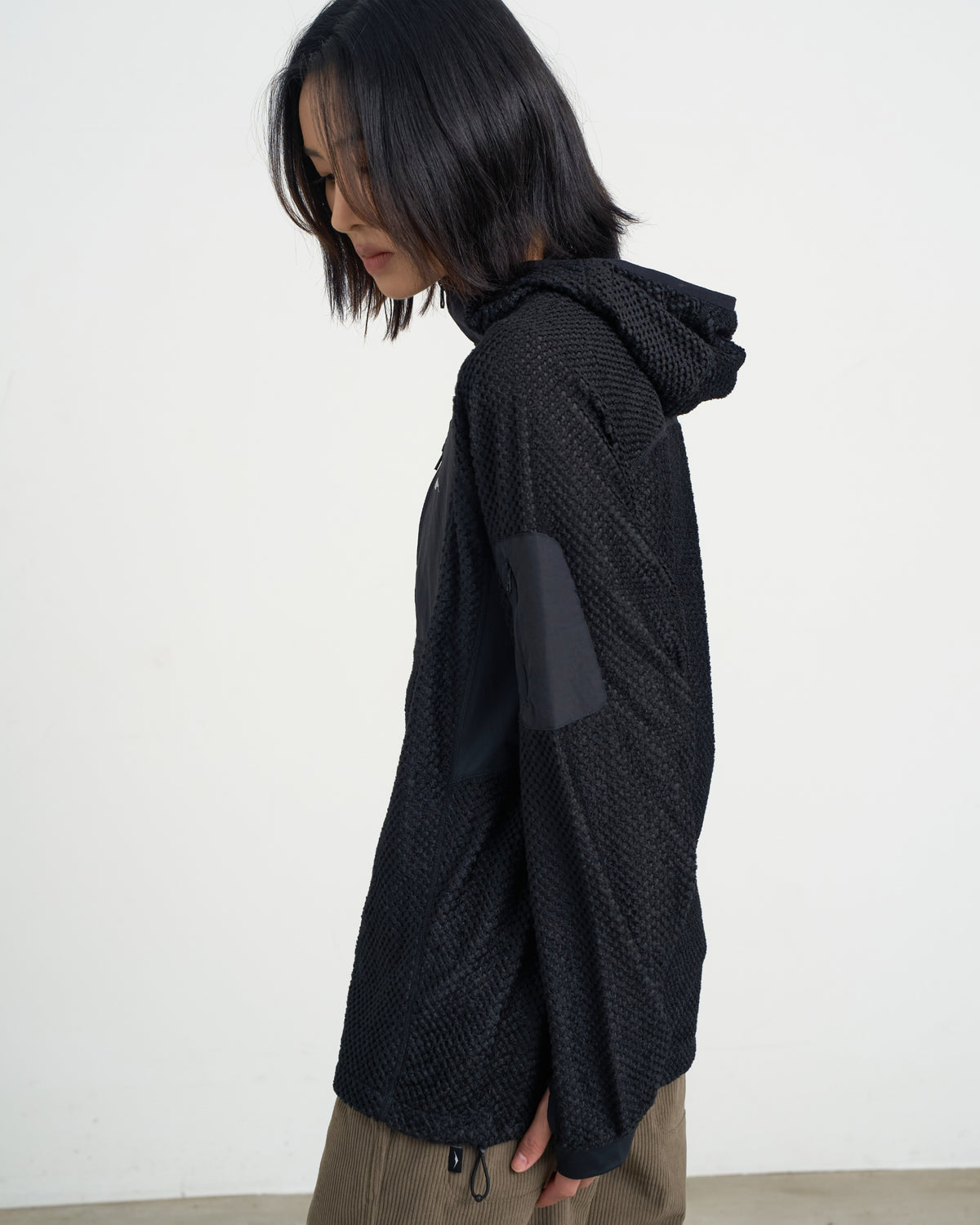 GOYOWEAR / Octa Light-Weight-Half Zip Hoodie - Black
