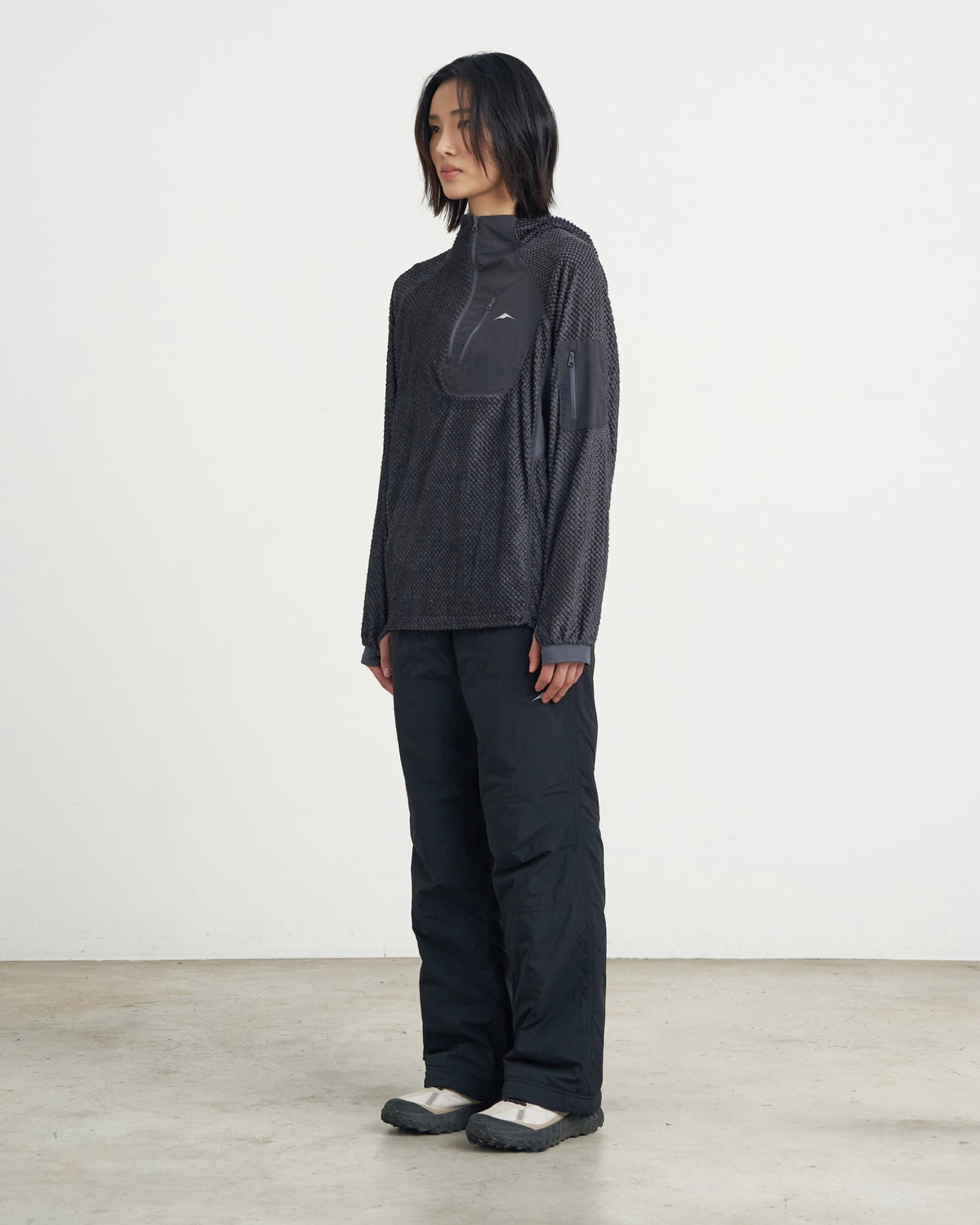 GOYOWEAR / Octa Light-Weight-Half Zip Hoodie - Anthracite Grey