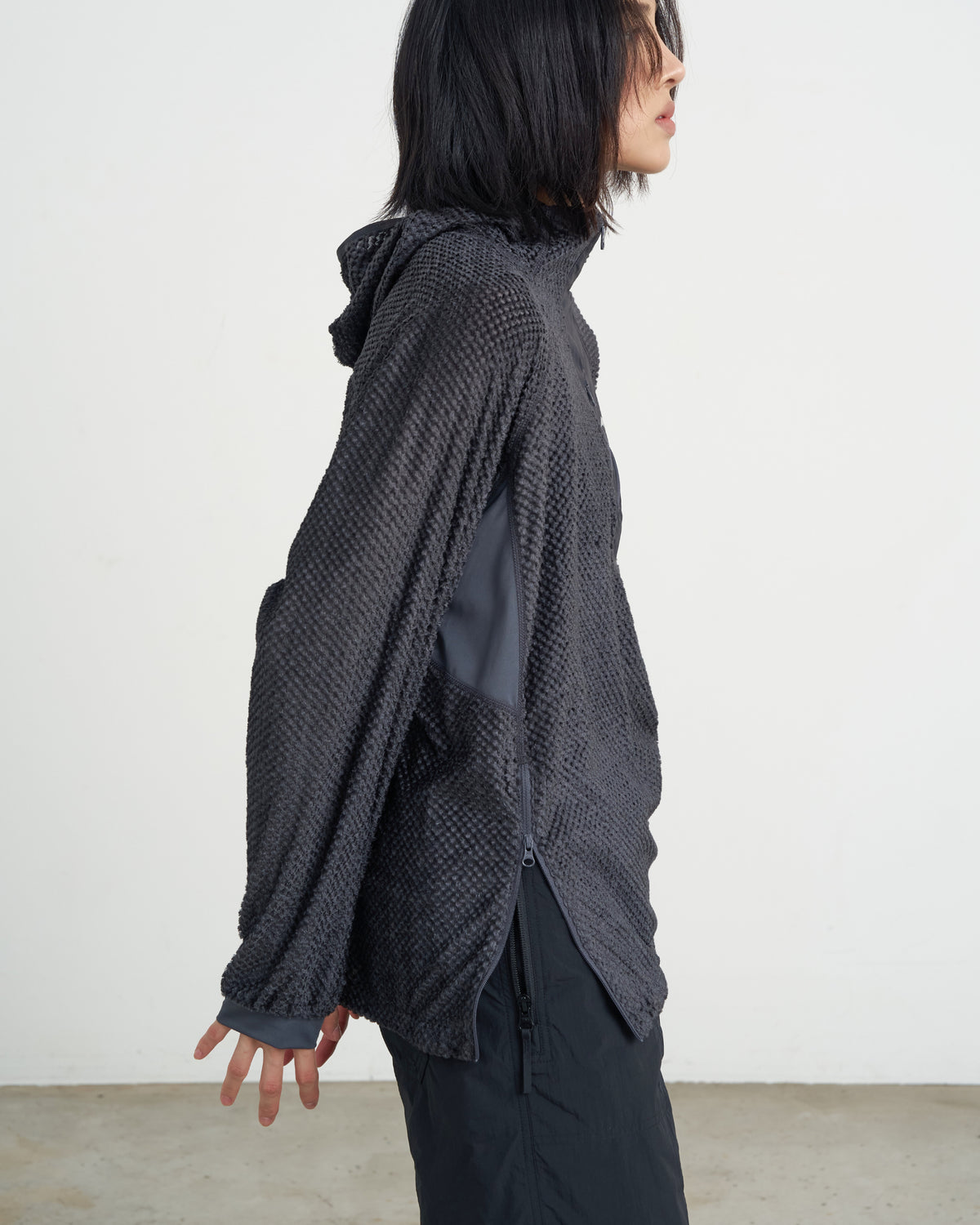 GOYOWEAR / Octa Light-Weight-Half Zip Hoodie - Anthracite Grey