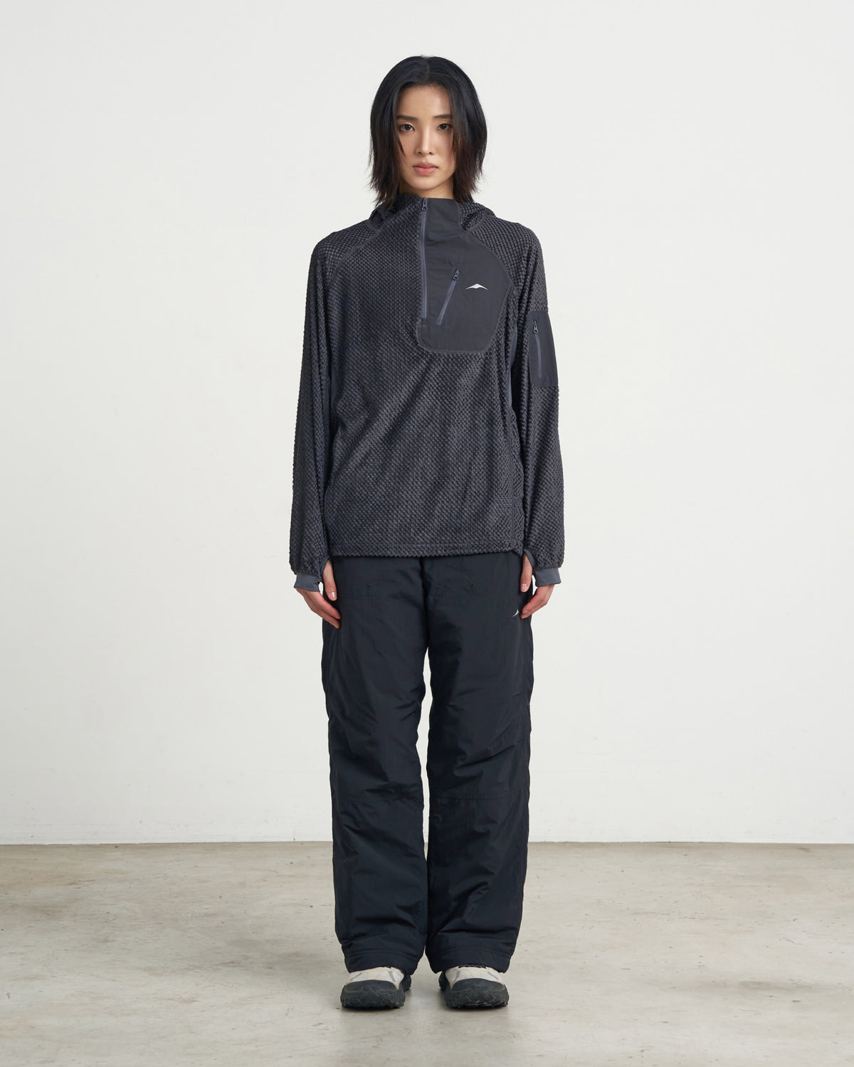 GOYOWEAR / Octa Light-Weight-Half Zip Hoodie - Anthracite Grey
