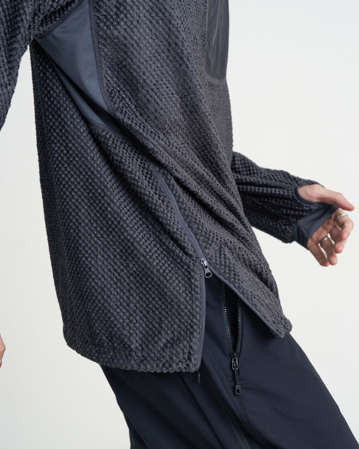 GOYOWEAR / Octa Light-Weight-Half Zip Hoodie - Anthracite Grey