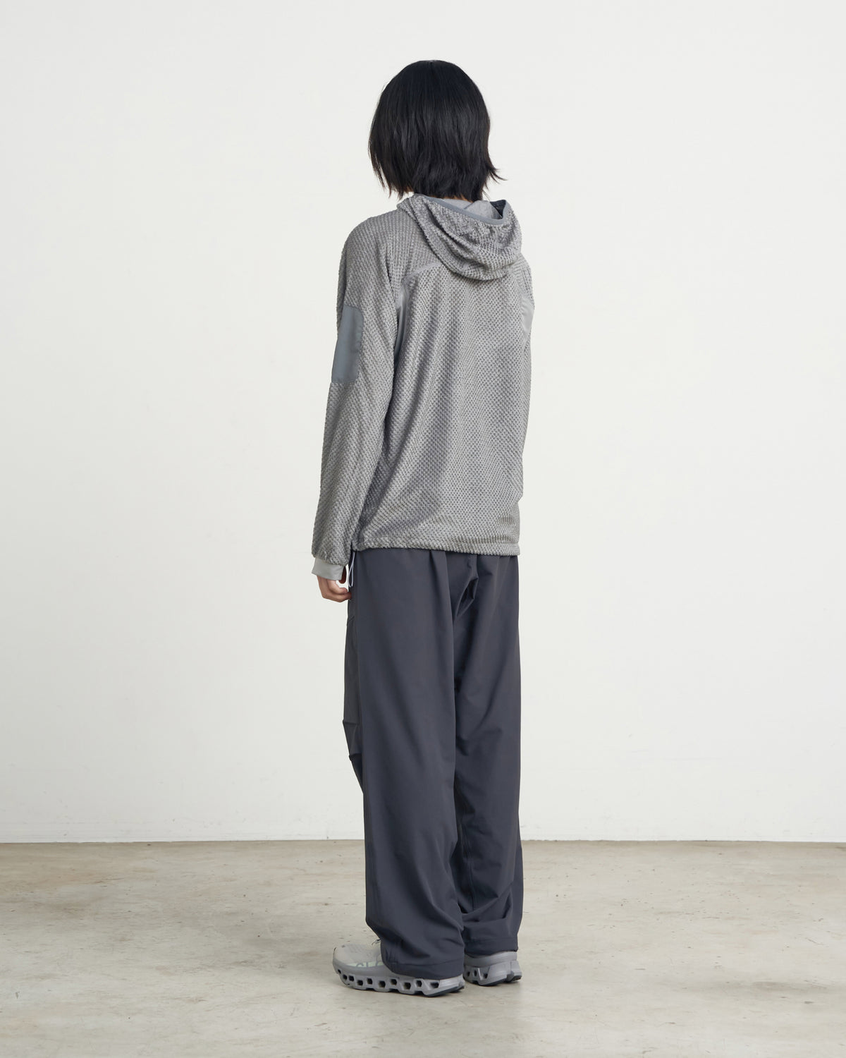 GOYOWEAR / Octa Light-Weight-Half Zip Hoodie - Silver Grey
