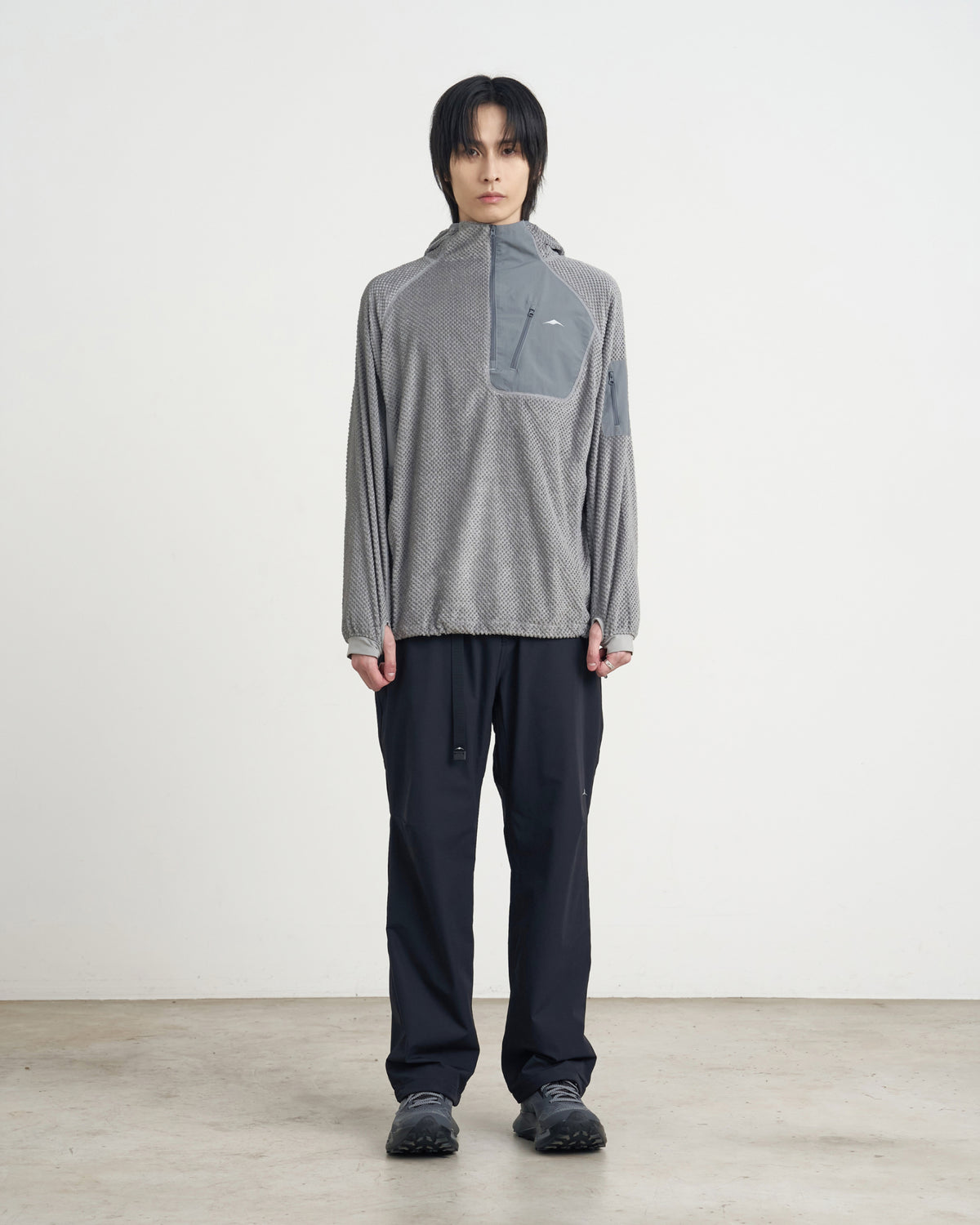 GOYOWEAR / Octa Light-Weight-Half Zip Hoodie - Silver Grey