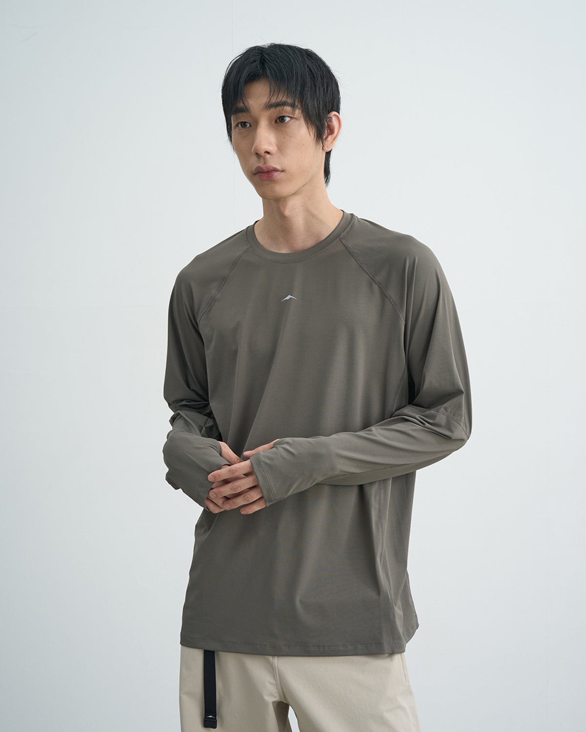 GOYOWEAR / Division Askin Logo Long Sleeve - Khaki Grey