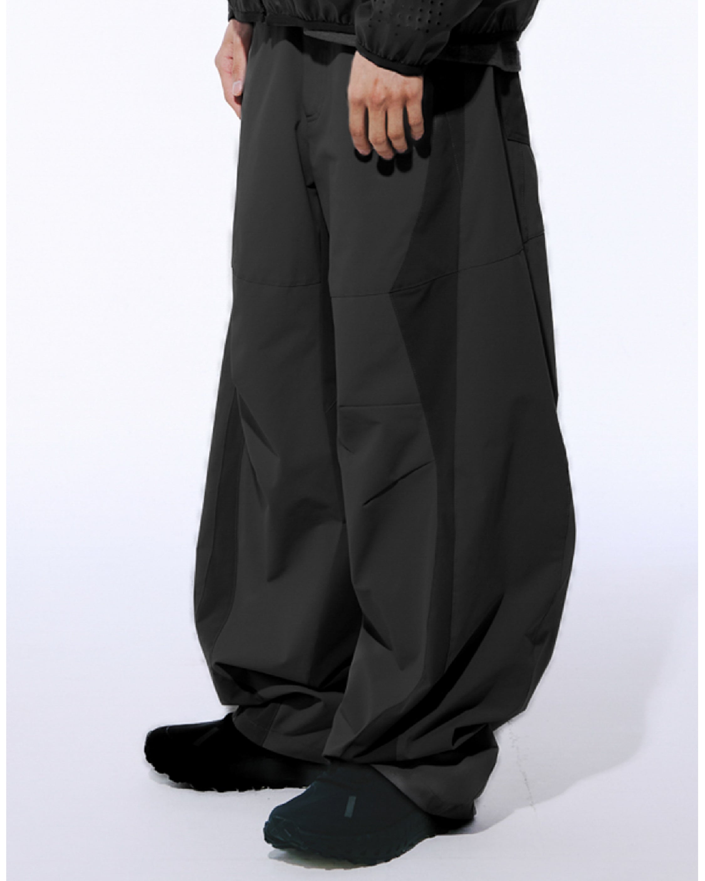 MSC / Bark Curved Pants - Black
