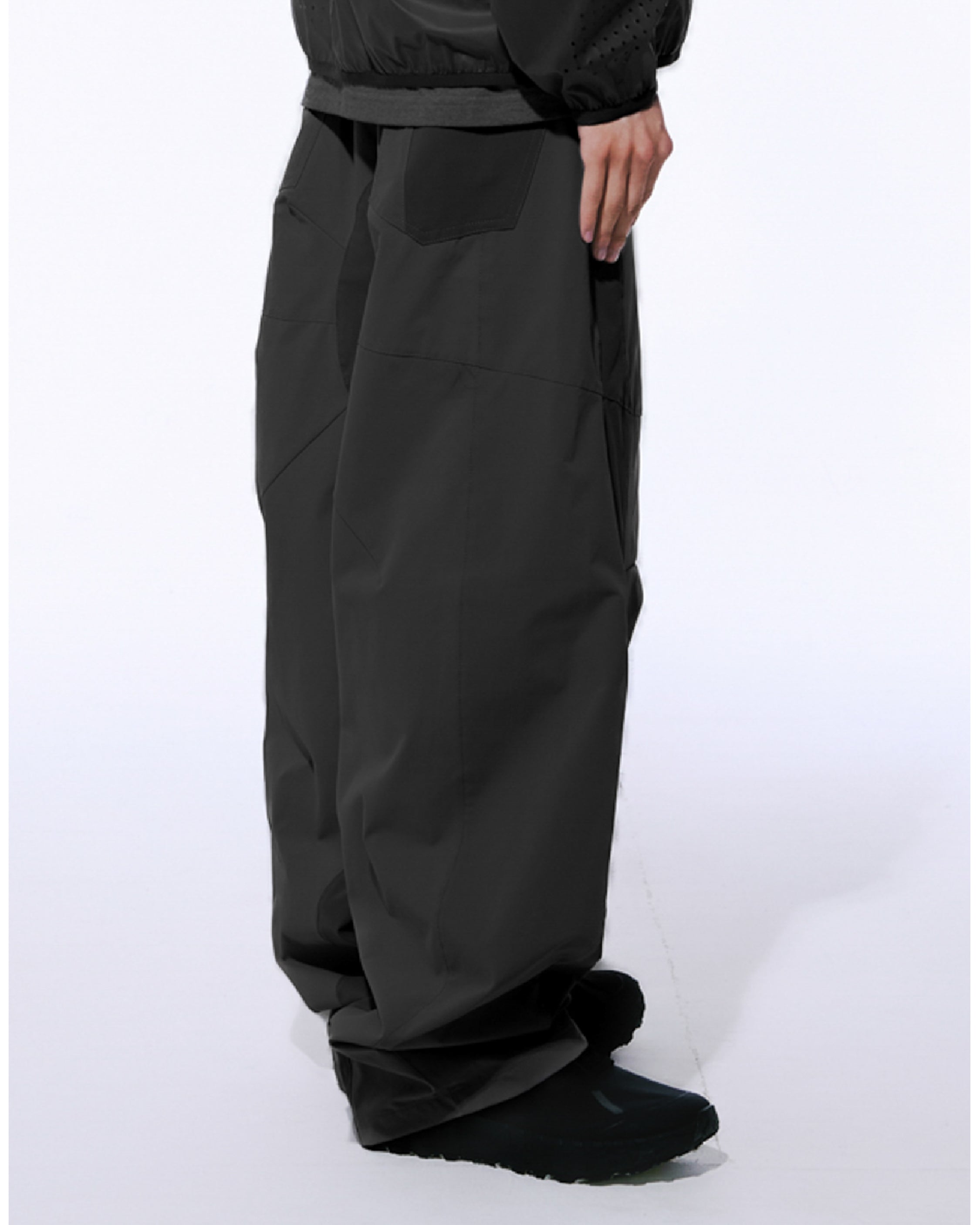 MSC / Bark Curved Pants - Black